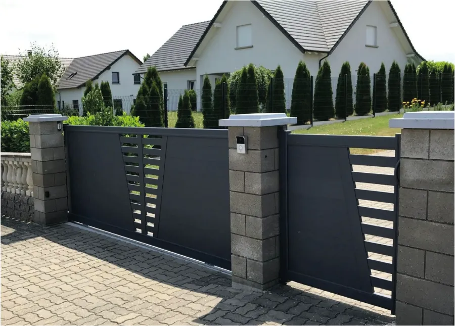 Portail coulissant en aluminium, exemple de réalisation